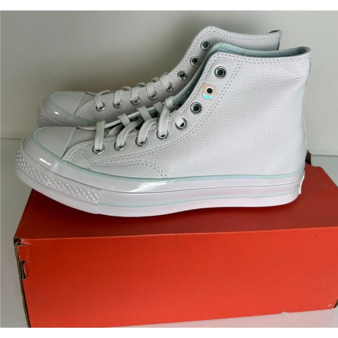 Converse Womens 8.5 Chuck 70 High White Out Leather Casual Sneaker Shoes A05024C