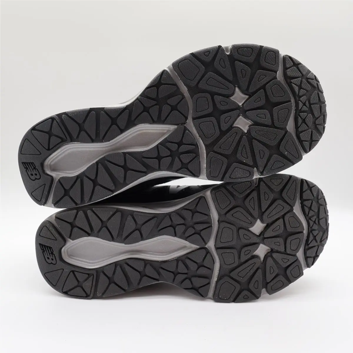 New Balance shoes - New Balance 580v5 - Black 3