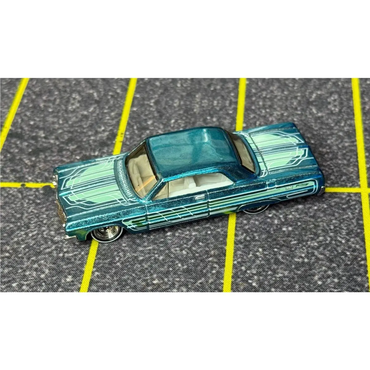 Hot Wheels Unspun 64 Chevy Impala Super Treasure Hunt Factory Wheel Variation
