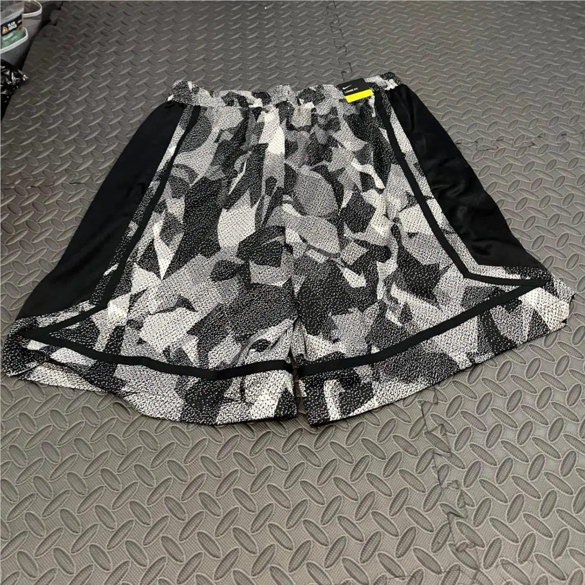 Nike clothing - Black 2