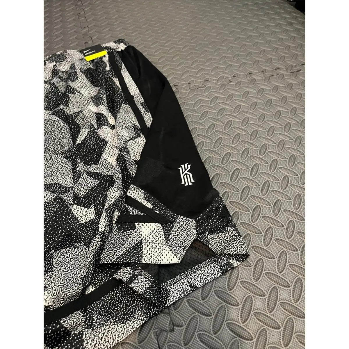 Nike clothing - Black 4