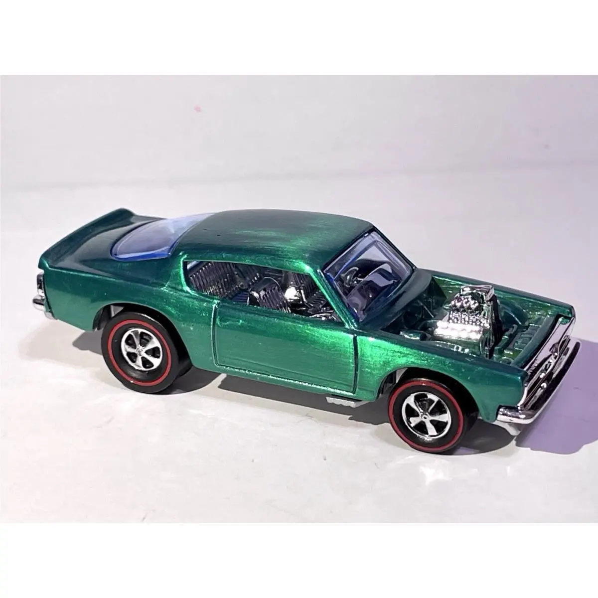 Custom Made Redline Hot Wheels Barracuda Spectraflame Green 1:64 Car