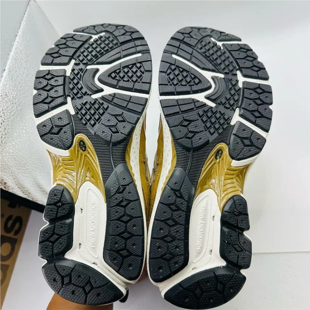 New Balance shoes - 2002R - CC2002CE - Beige 5