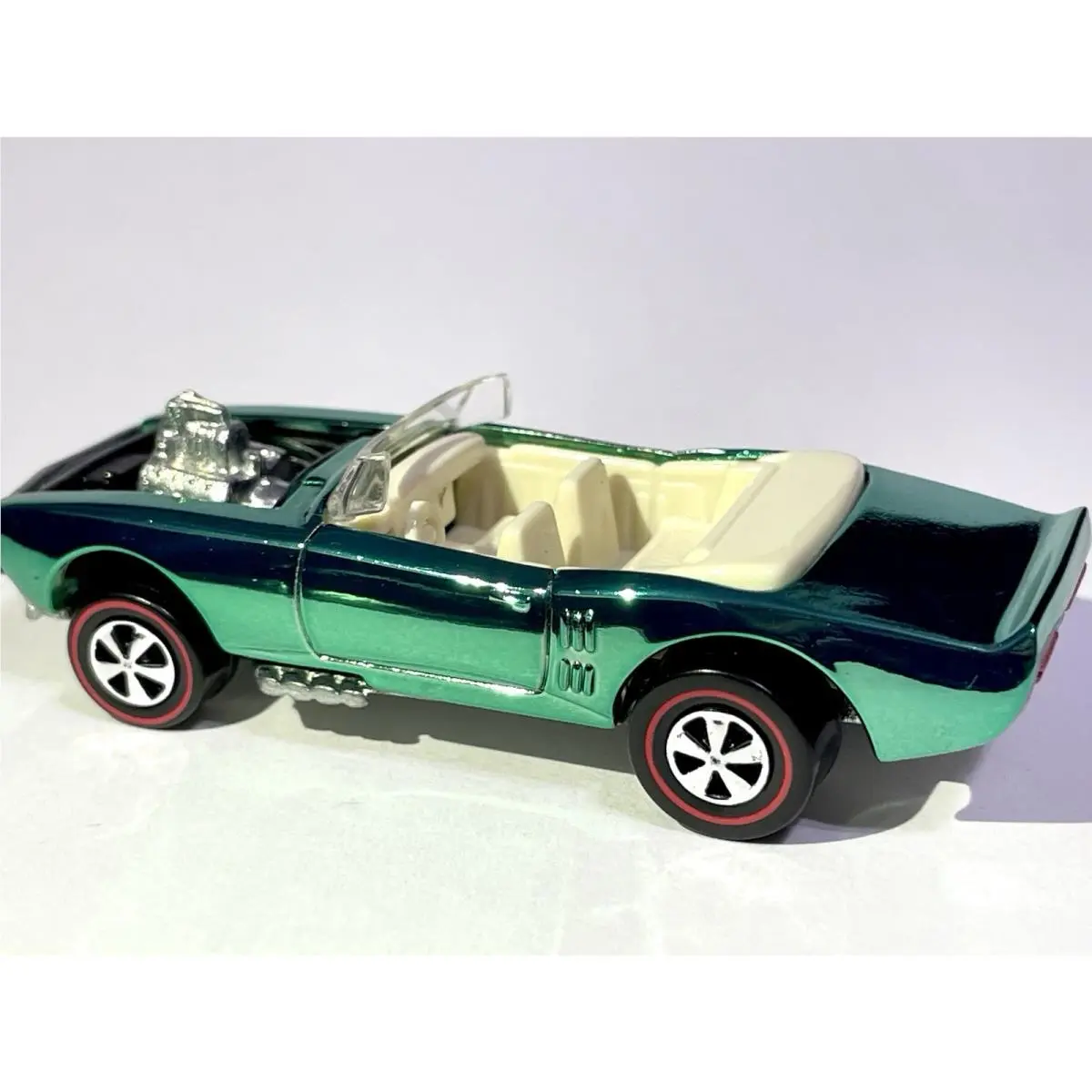 Hot Wheels Custom Made Light MY Firebird Fire Redline Spectraflame Green