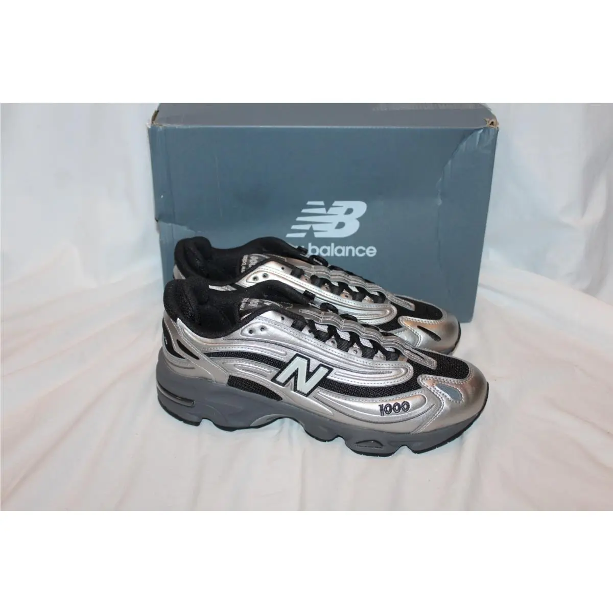 New Balance shoes - New Balance 1000 - Gray 0
