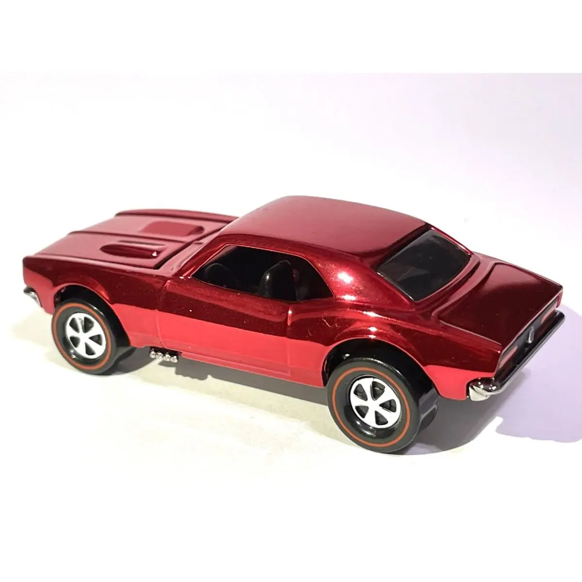 Hot Wheels “custom Made”. Redline Camaro Mint Chrome Red
