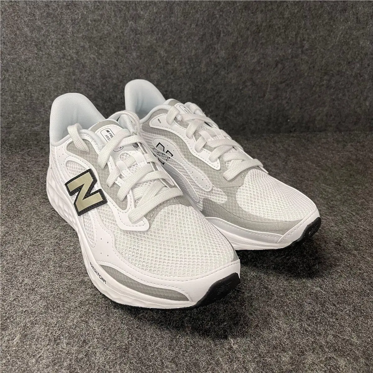 New Balance Fresh Foam Arishi v4 Tiralux Running Shoe Women`s Size 9.5