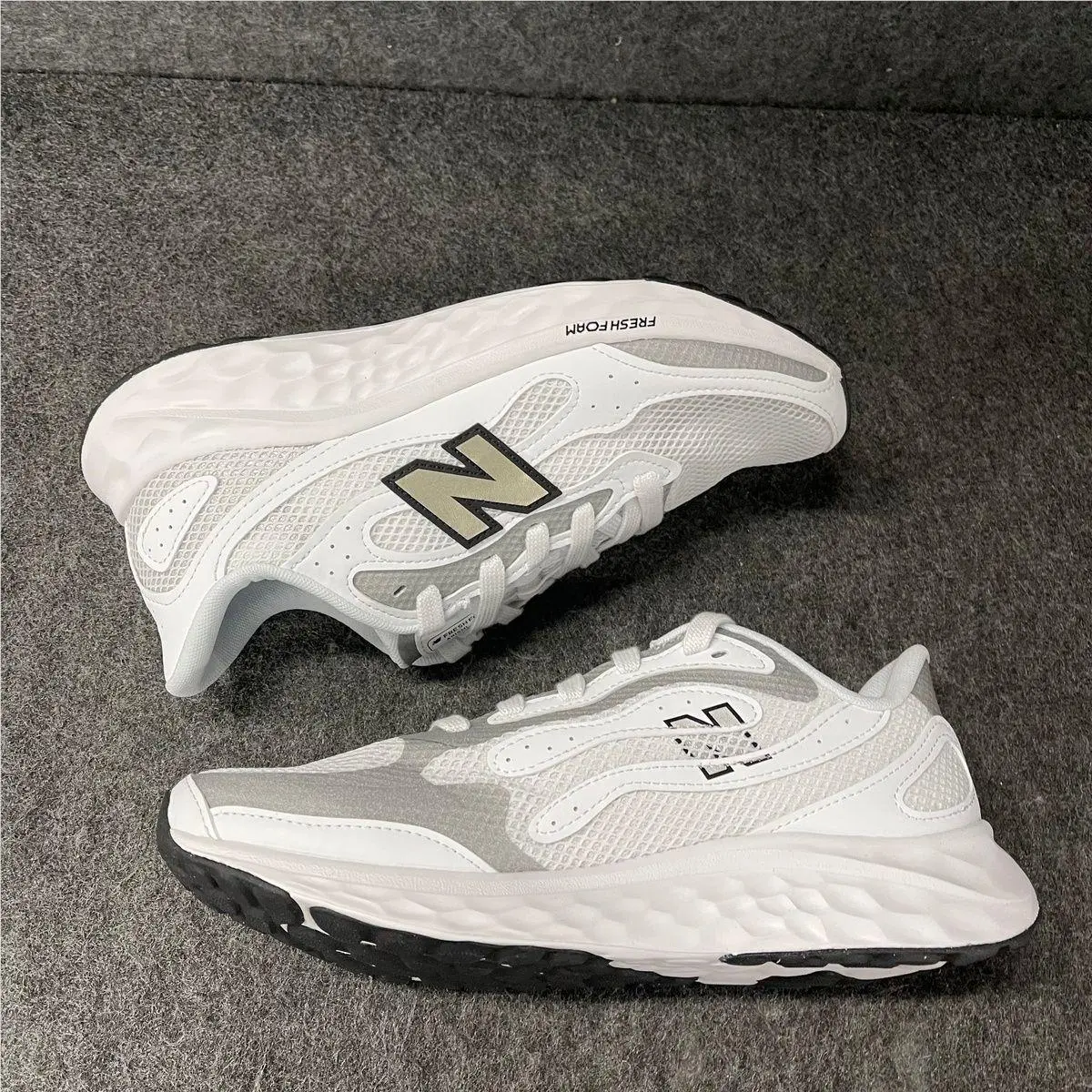 New Balance shoes - VS197542 - vs-197542 - White (UPC: 197967167454) 1