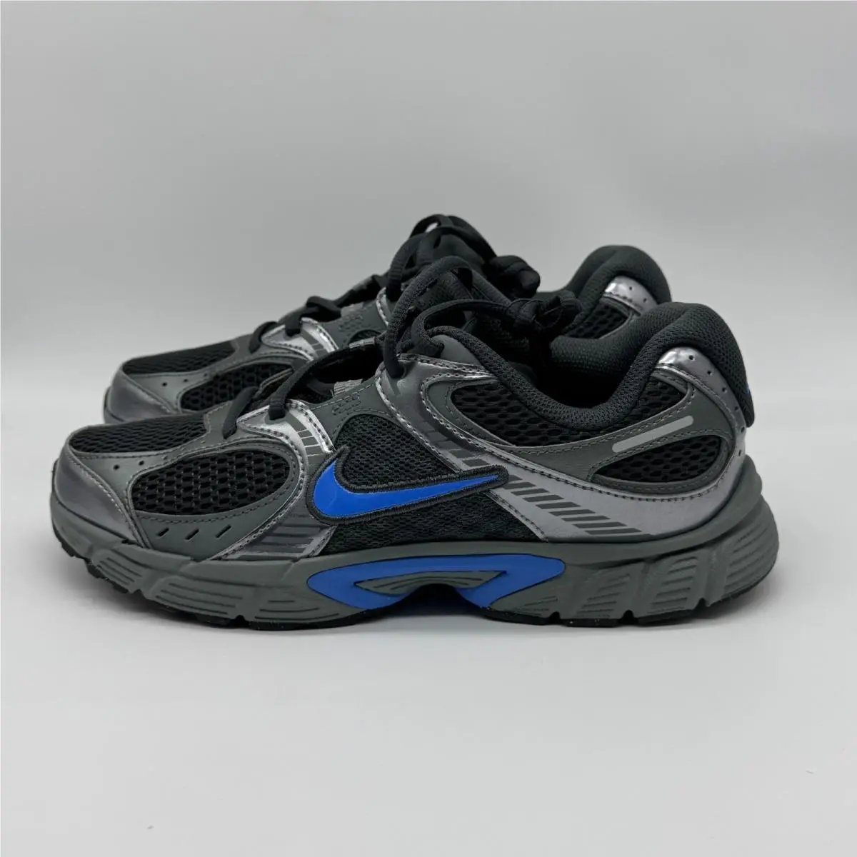 Nike shoes - V5 RNR - RNR - Multicolor (UPC: 198729134127) 1