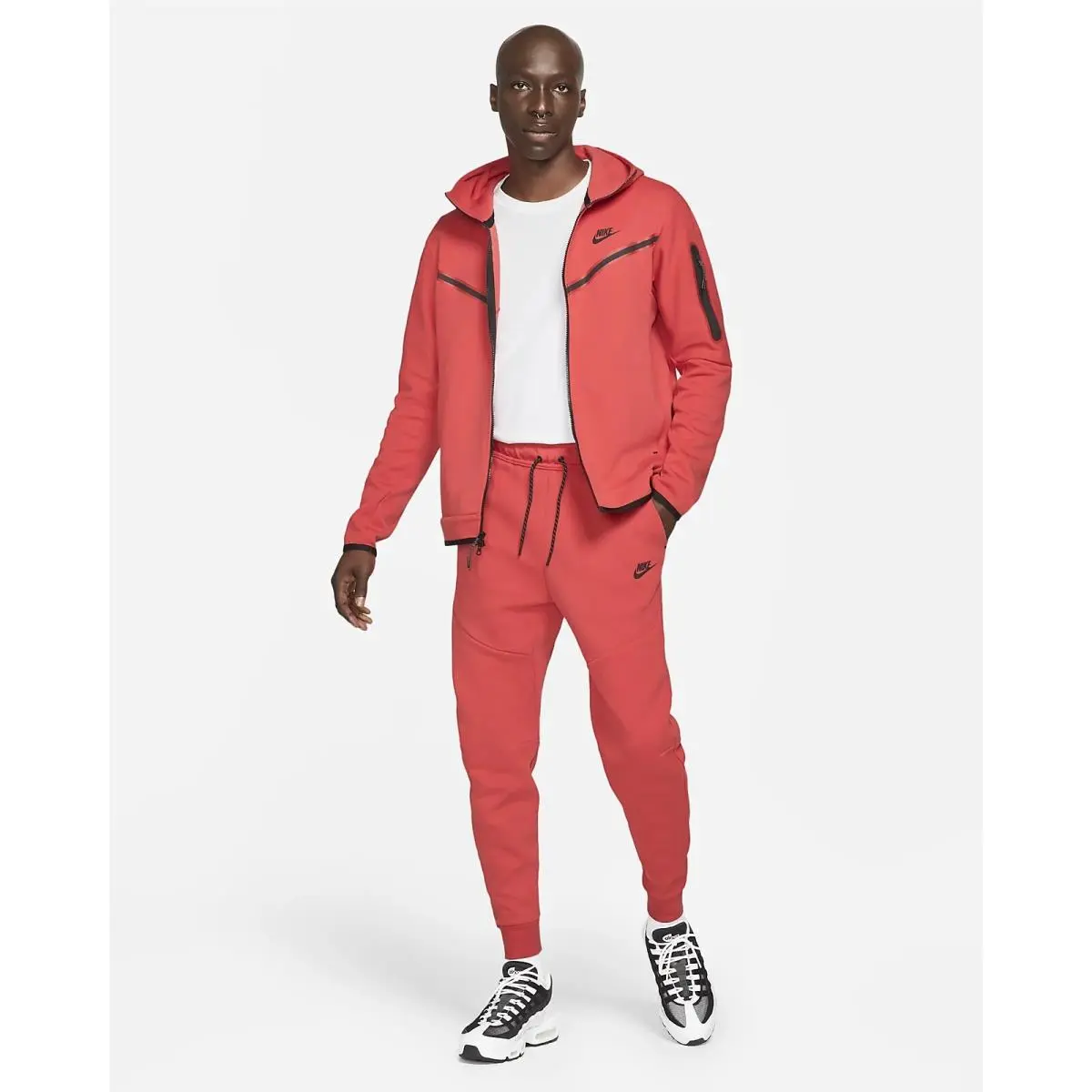 Nike clothing - Sportswear Tech - Sportswear Tech - Red (UPC: 195238926403) 4