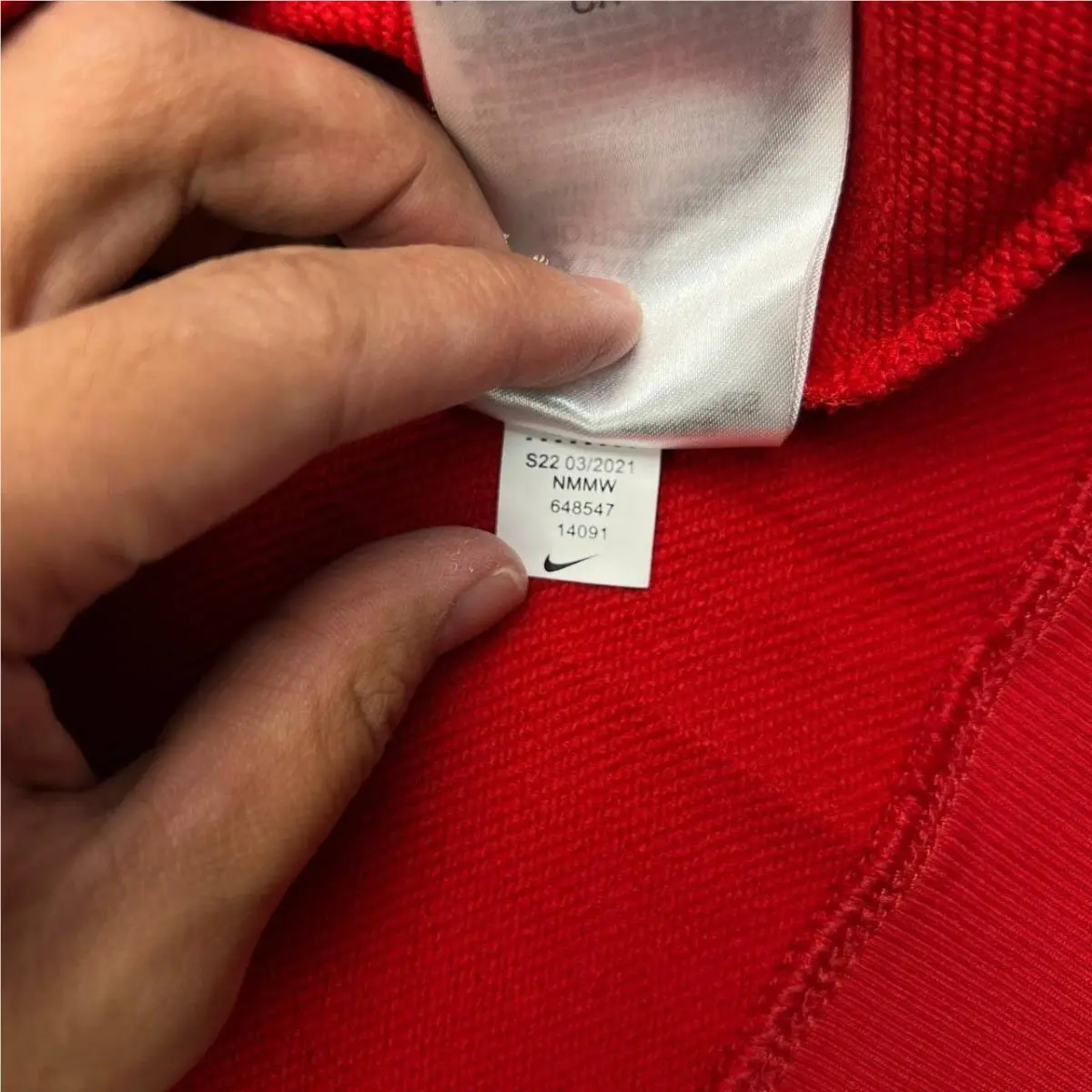 Nike clothing - Red 5