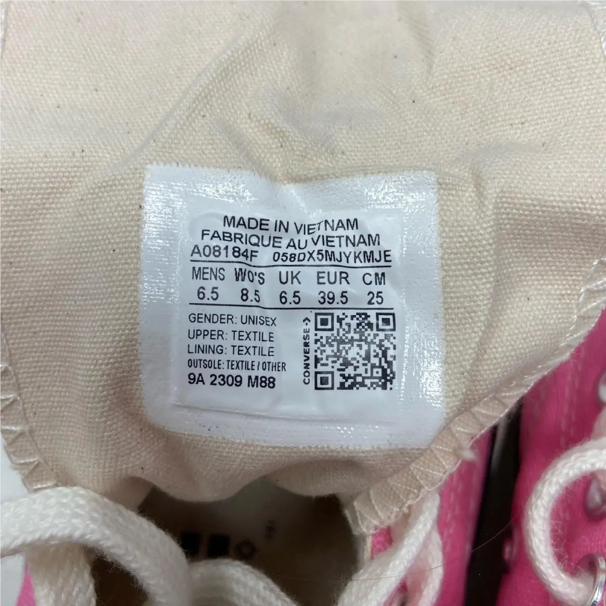 Converse shoes - Pink (UPC: 194433420143) 0