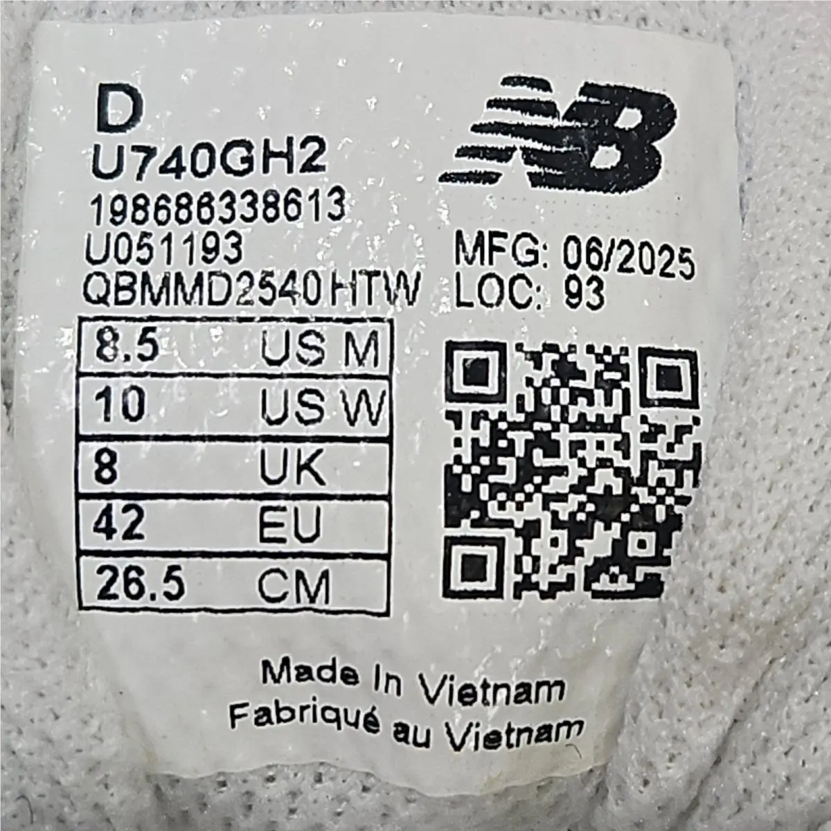 New Balance shoes - 740 - White 2