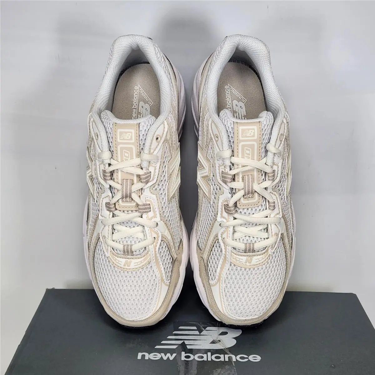 New Balance shoes - New Balance 740 - U740JST - Beige 1