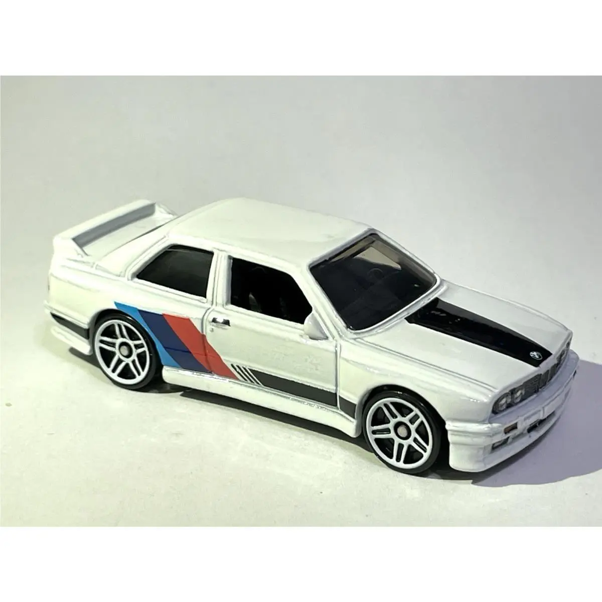 Custom Made Hot Wheels Bmw M Series White 1992 Bmw M3 Gloss White