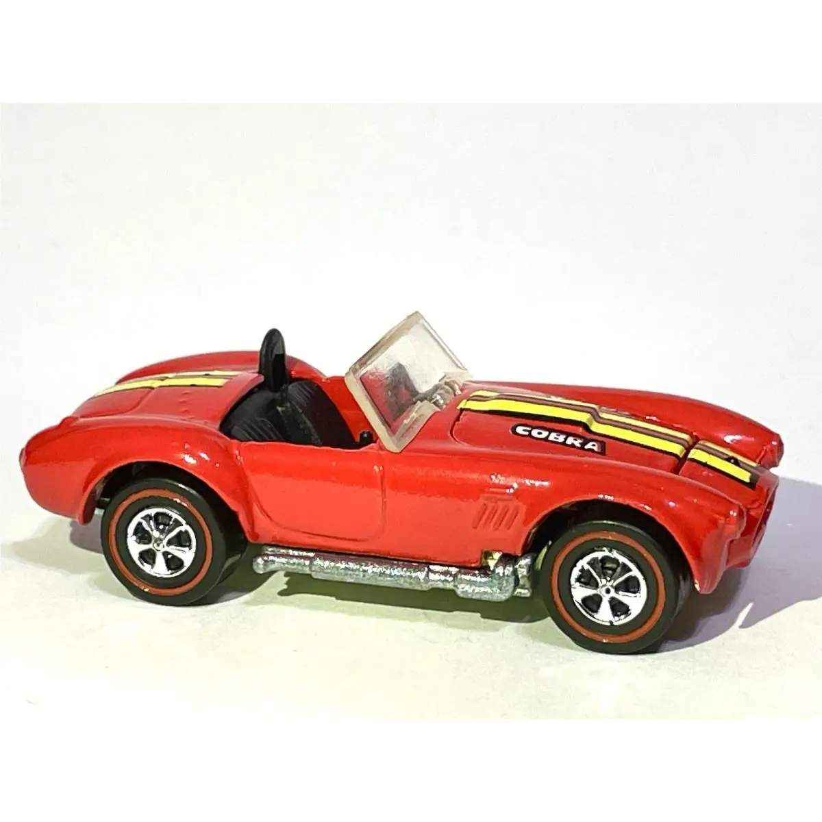 Hot Wheels Classic Cobra Red - Custom - Redline Gloss Red Gorgeous Car ⬜