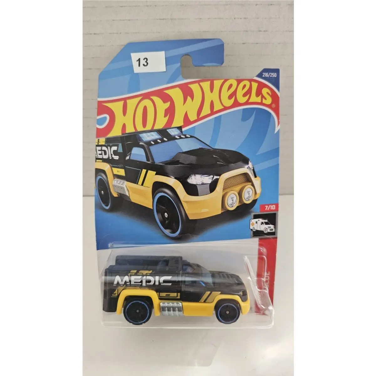 Hot Wheels HW Rescue Rescue Duty 7/10 Car Diecast 1:64 Scale Model Kit Plastic