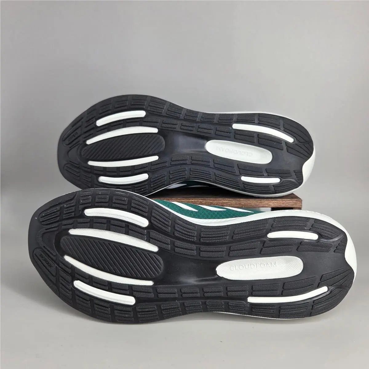 Adidas shoes - adidas Runfalcon 3.0 - Runfalcon - Green 4