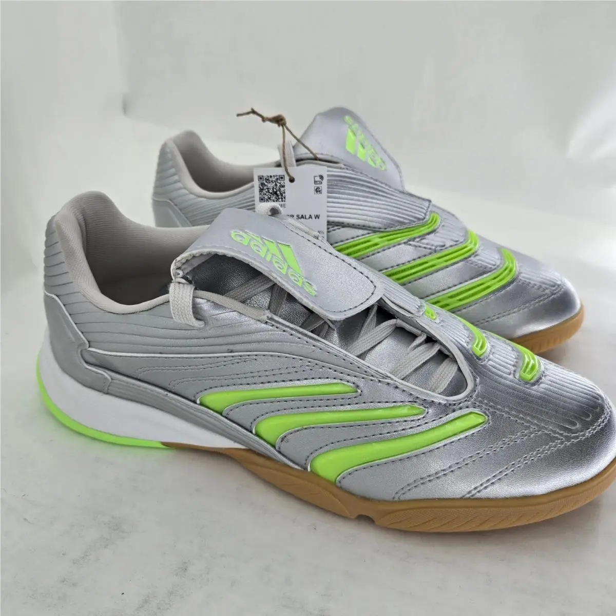 Adidas shoes - Silver 7