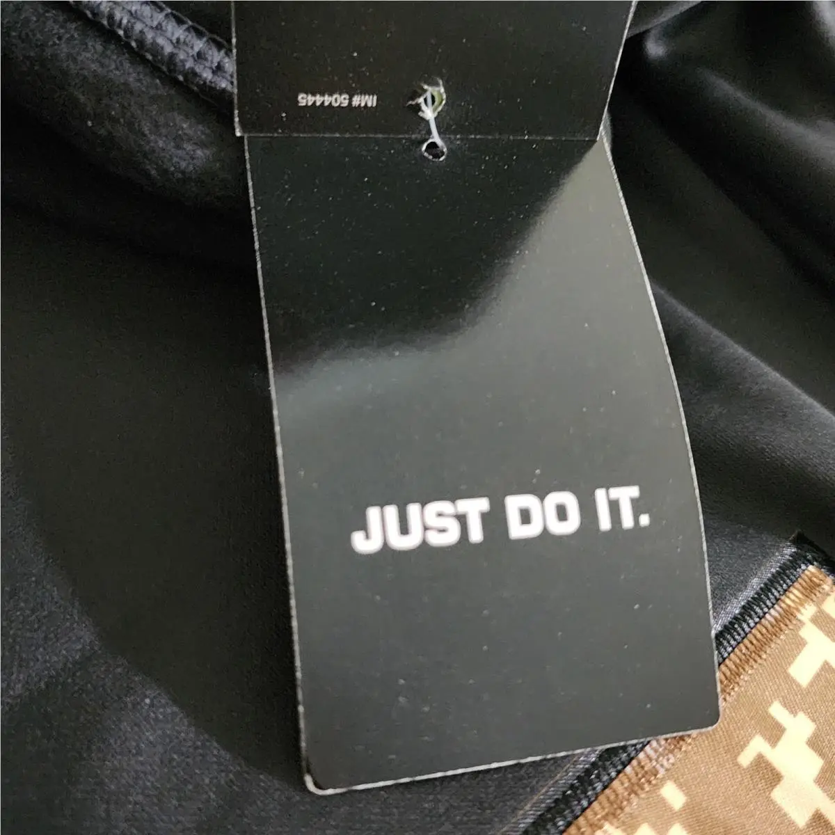 Nike clothing - Black, Camo 15