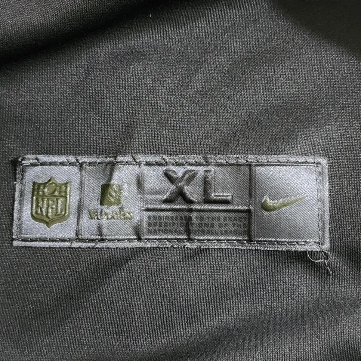 Nike clothing - Black, Camo 4