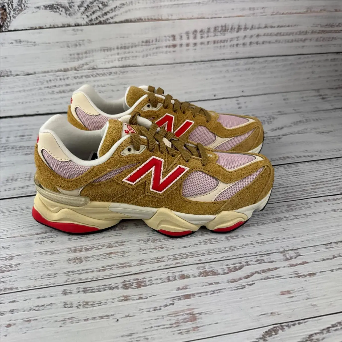 New Balance shoes - New Balance 9060 - Pink (UPC: 197968446084) 2