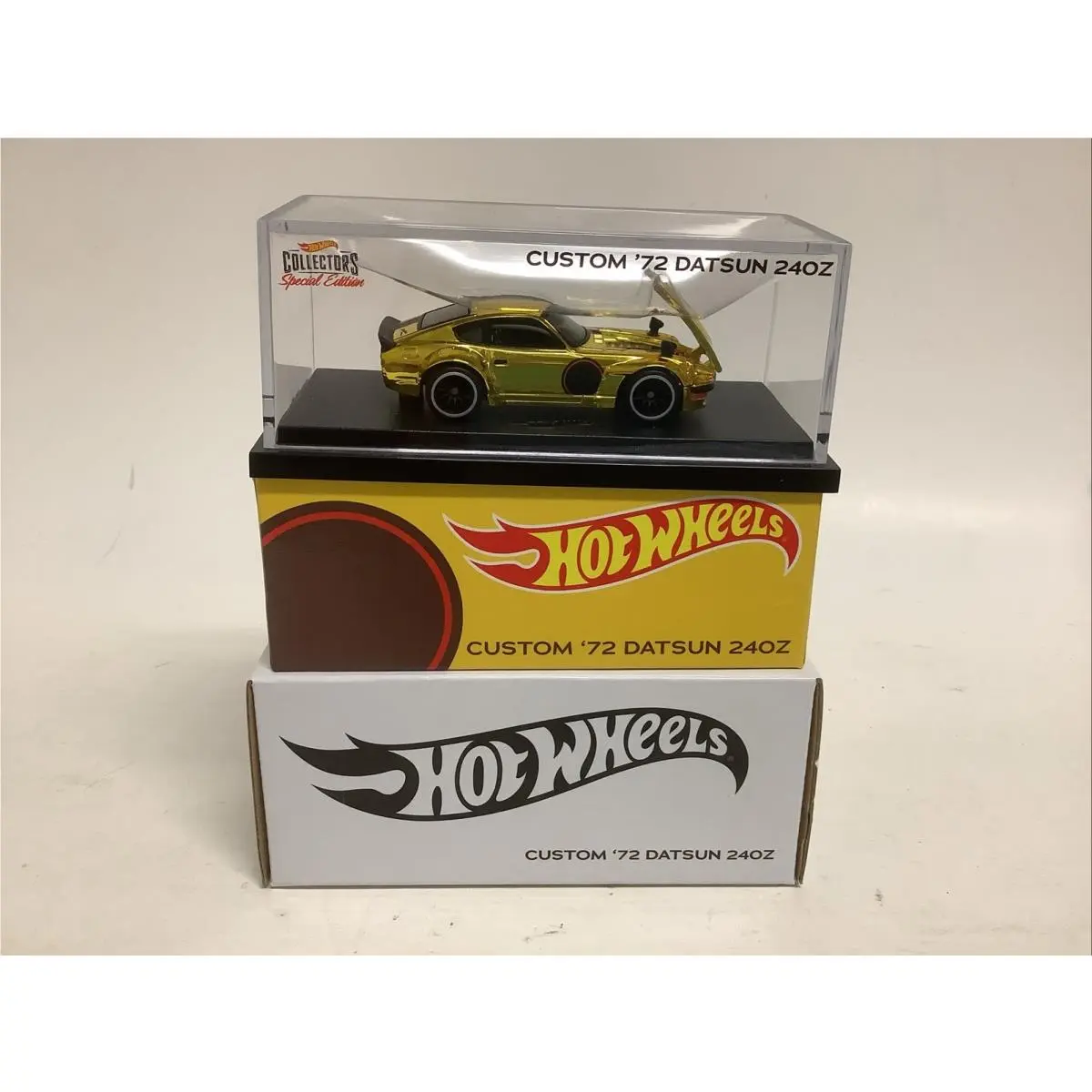 Hot Wheels Custom ‘72 Datsun 24oz 21063/25000