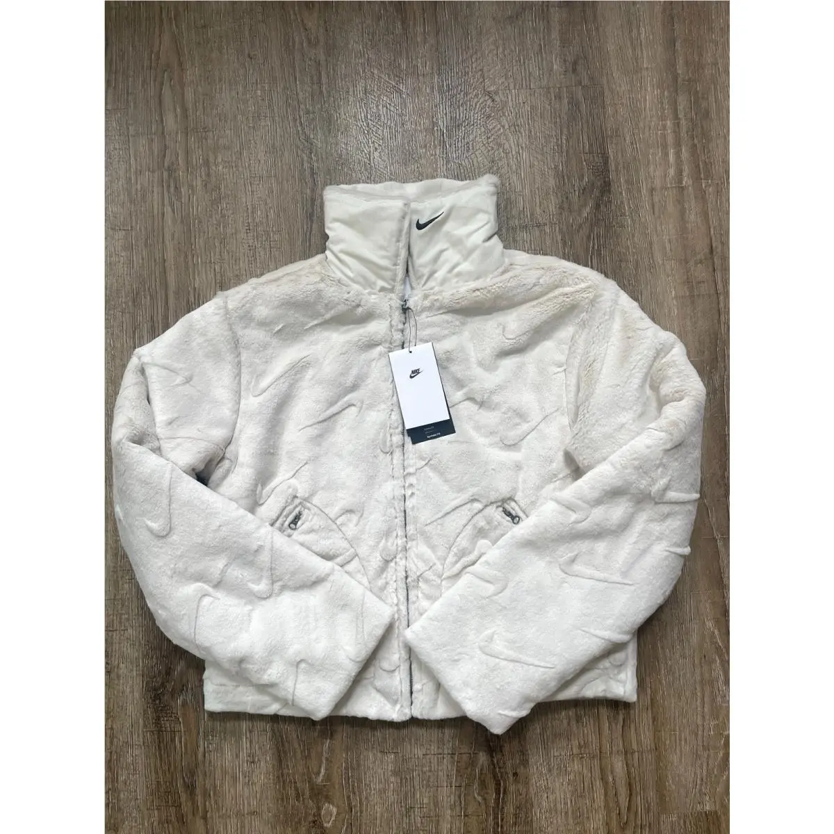 Nike Womens Swoosh Full Zip Fur Jacket Ivory Sz XS FV8019-104