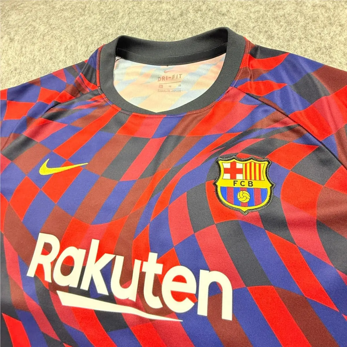 Nike clothing - Nike Dri-Fit - Multicolor 8