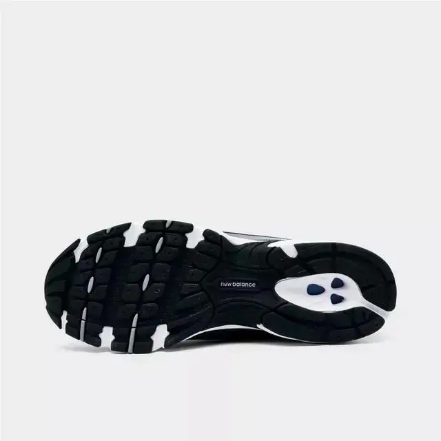 New Balance shoes - New Balance 740 - U74041R - Black Punch Yellow 4
