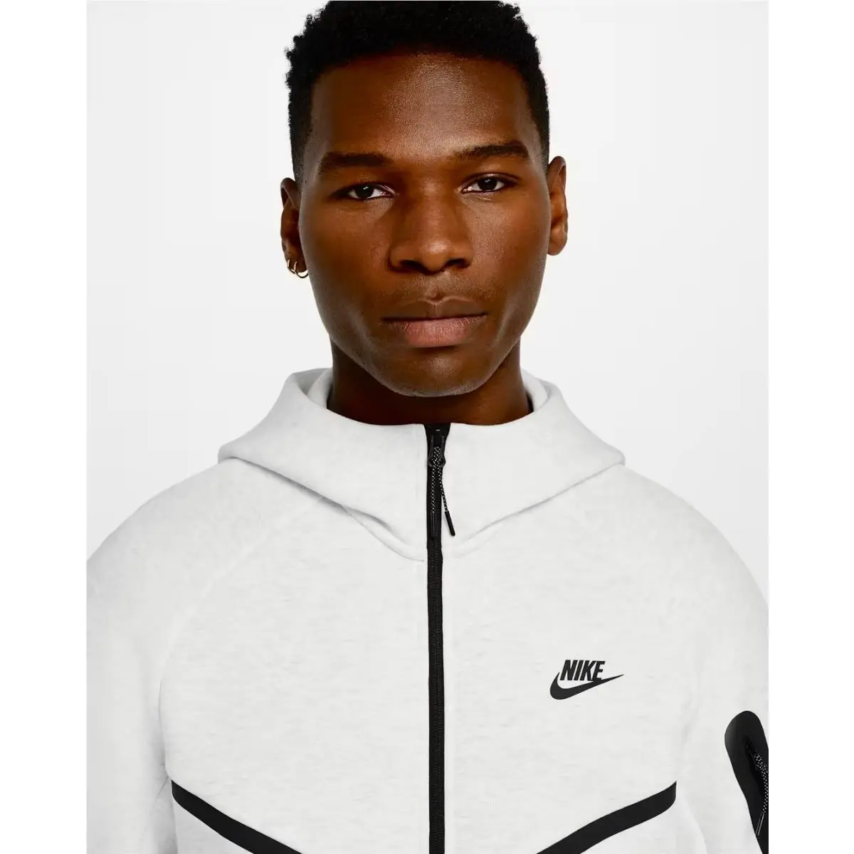Nike clothing - Gray (UPC: 197602888959) 3