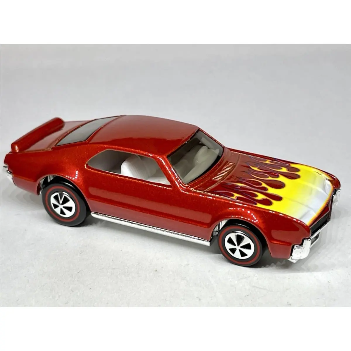 Hot Wheels Custom Made Redline ‘66 Toronado Diecast Car 1:64