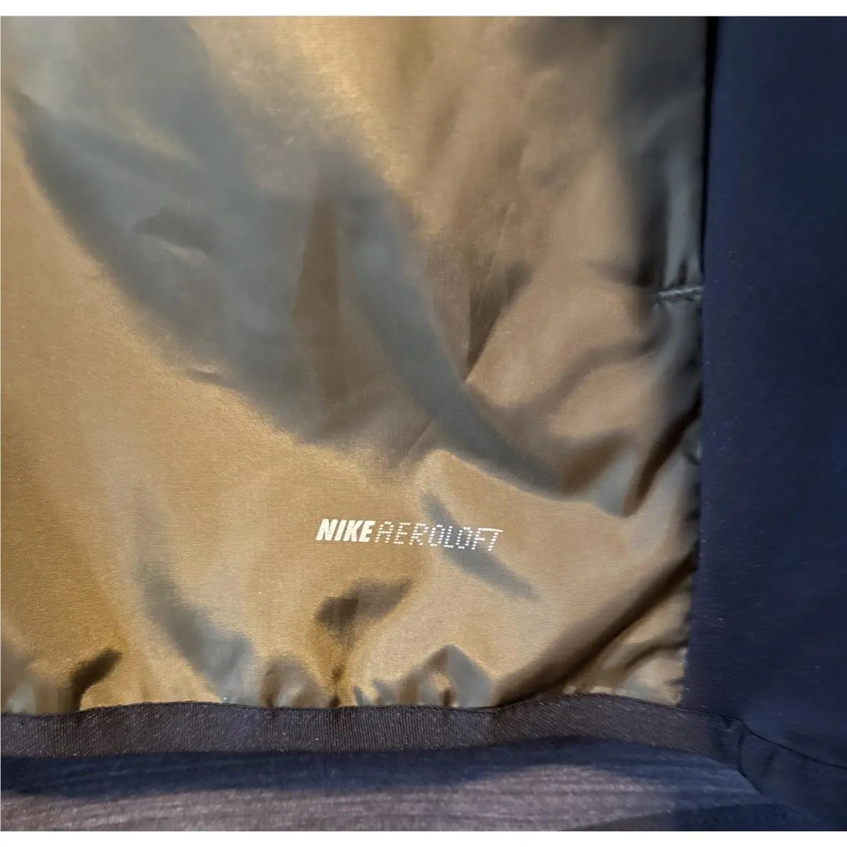 Nike clothing - Green and Black (UPC: 886912571230) 4