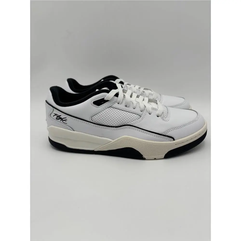 Nike shoes - White 2