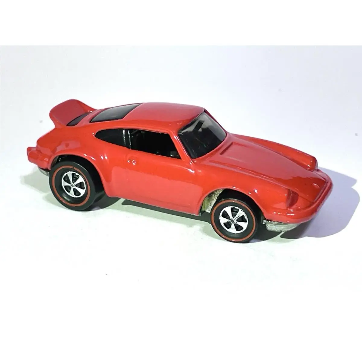 Hot Wheels “custom Made Redline” 1974 Porsche Carrera P-911 Red Gloss