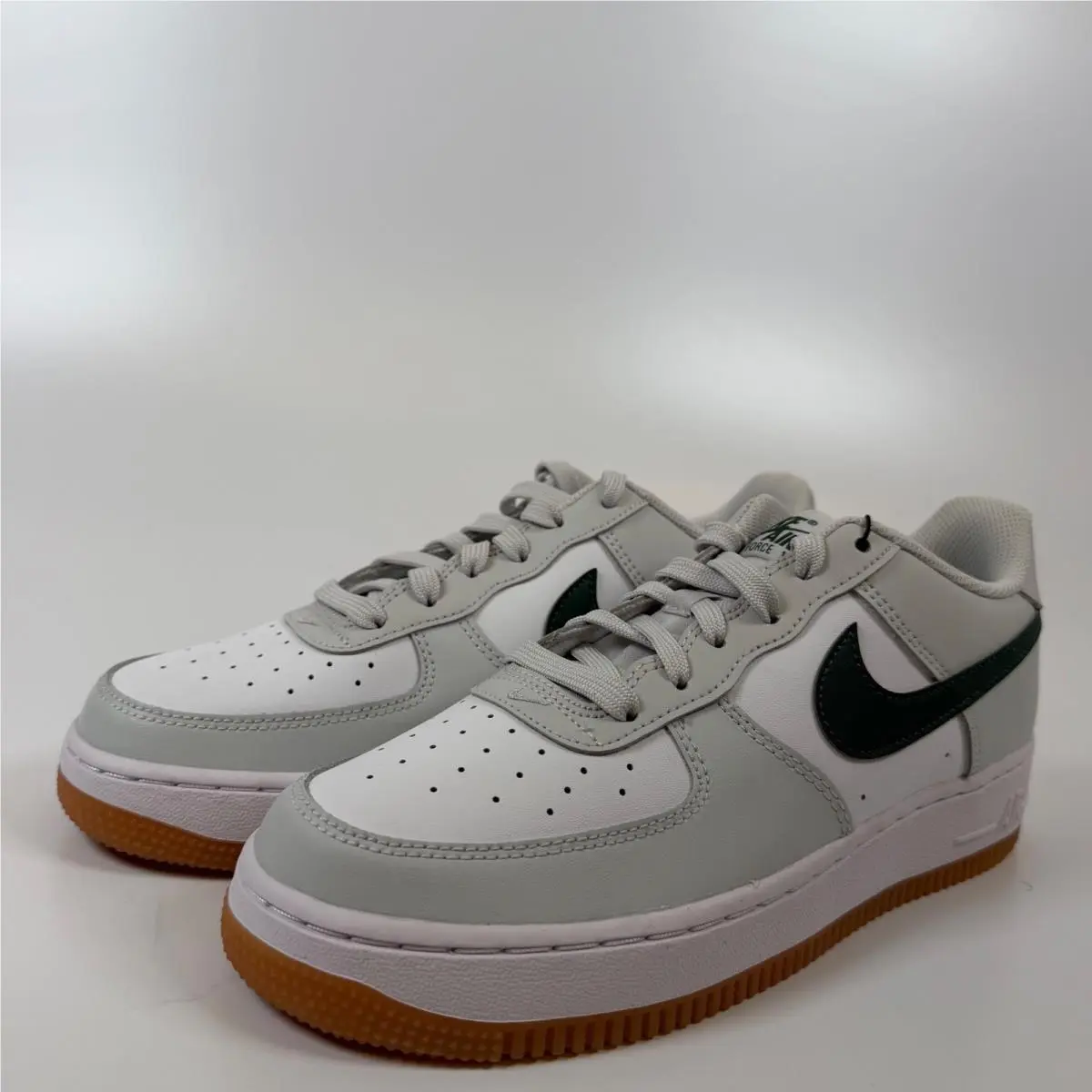 Nike Air Force 1 Low Photon Dust Fir Gum Medium Brown CT3839-007 Kids 6.5Y