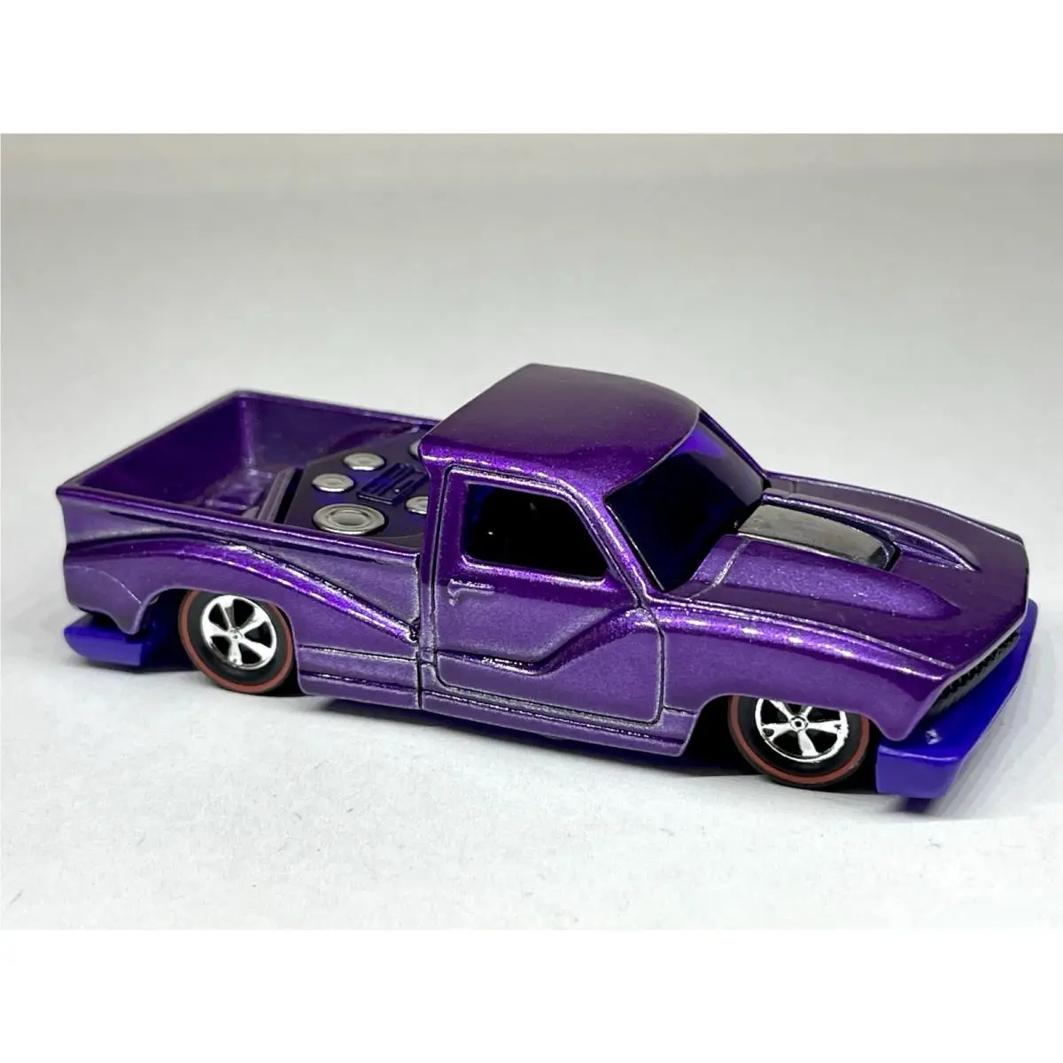Hot Wheels Bounce`n Bass Layin` Low Redline Custom Made Spectraflame Purple