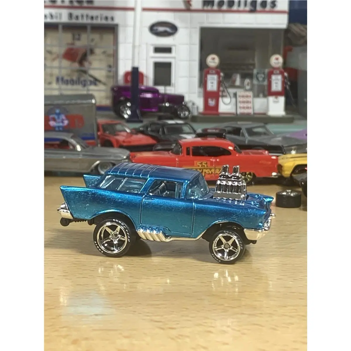 Hot Wheels Zinc Plated Candy Custom Lil’ Mad `57 Chevy Nomad with Wheel Swap