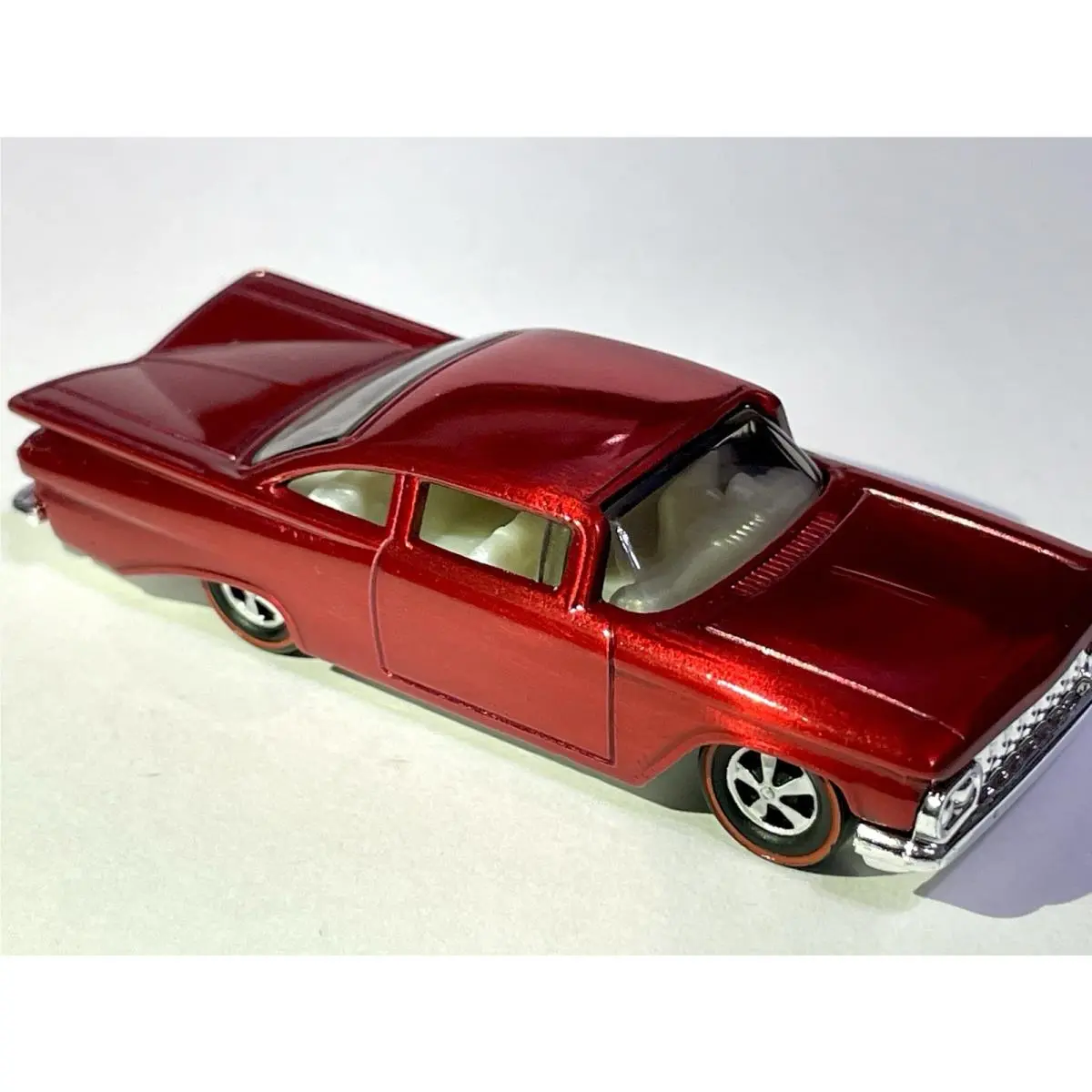 Custom Made Redline Hot Wheels Red 59 Chevy Impala Layin Low Spectraflame Red