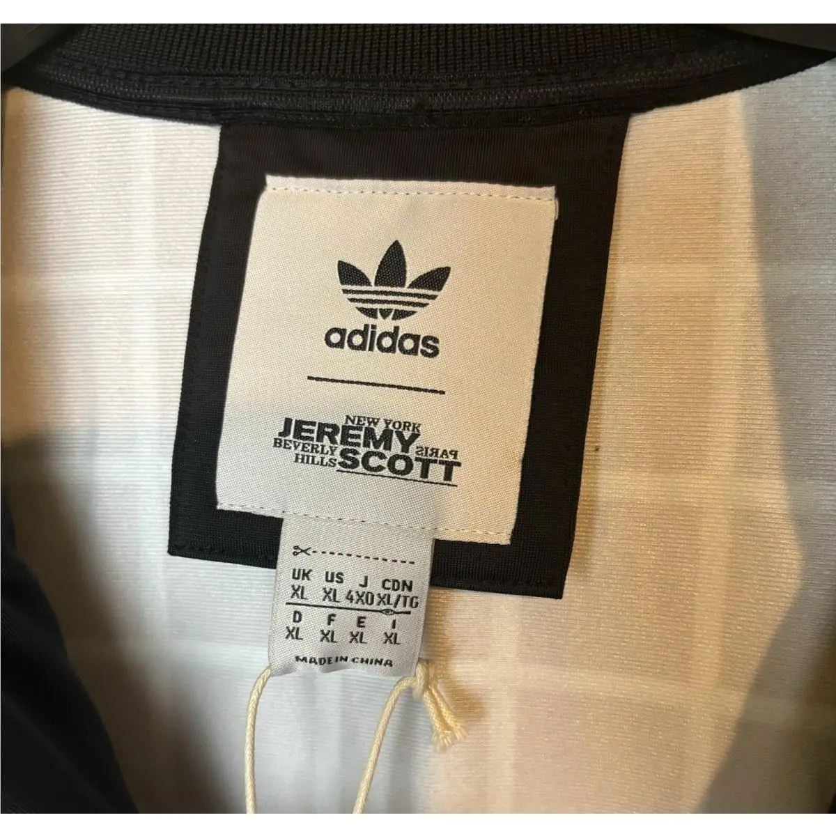 Adidas clothing - Black 3