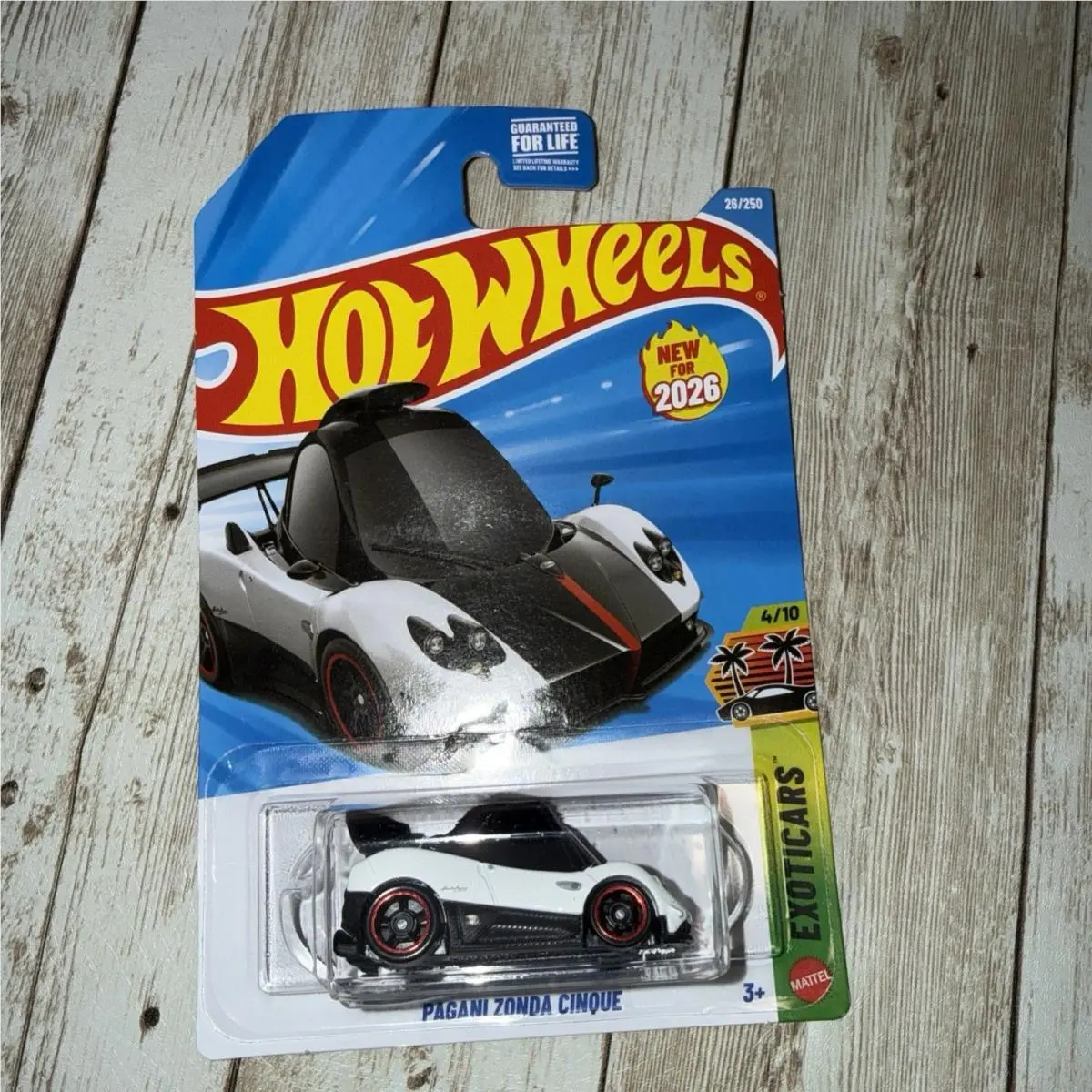 Hot Wheels Pagani Zonda Cinque Exoticars 1:64 Diecast Car White Black Red 2026