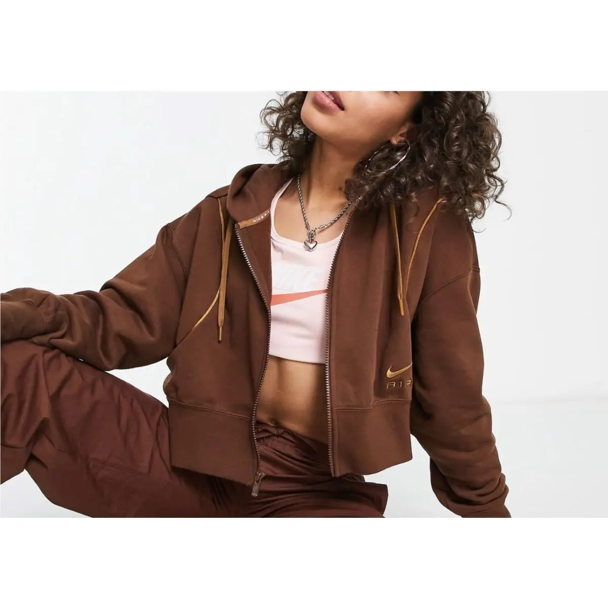Nike clothing - Brown/Black (UPC: 0196149015057) 2