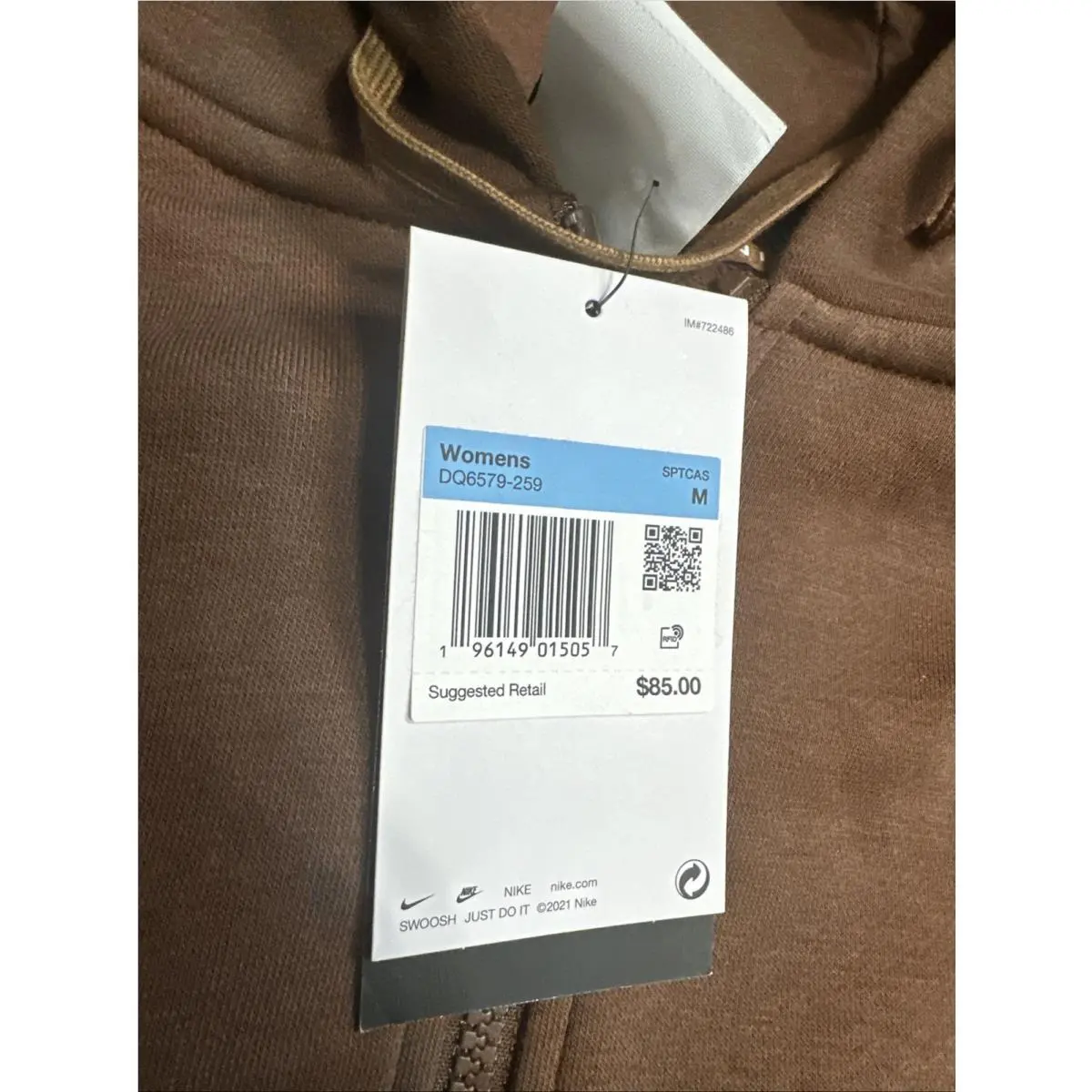 Nike clothing - Brown/Black (UPC: 0196149015057) 7