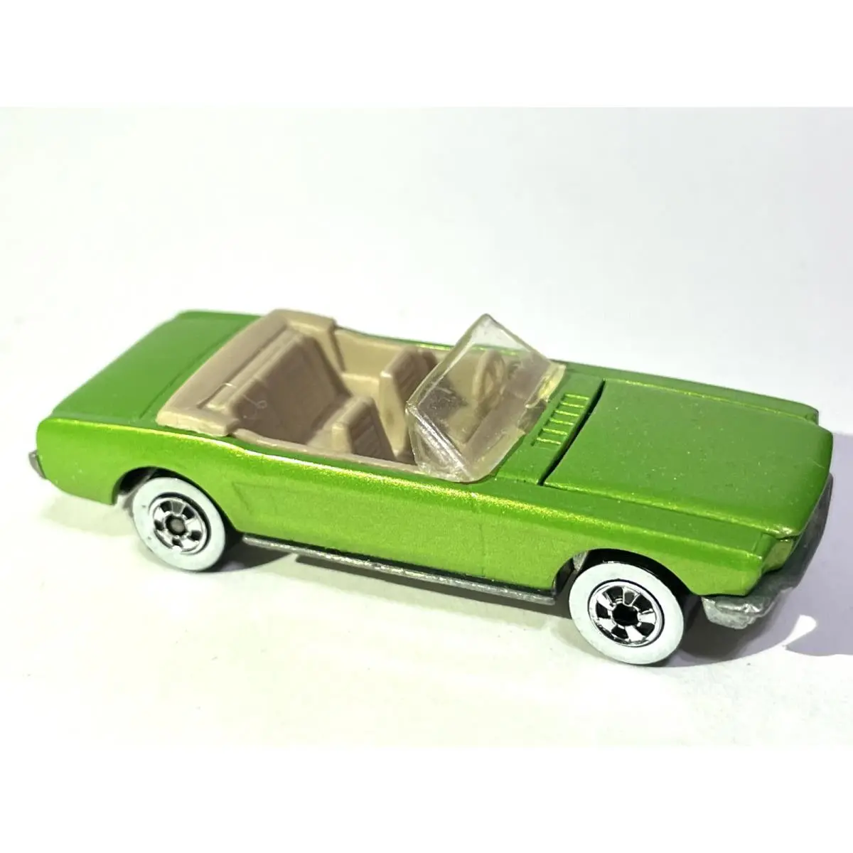 Hot Wheels Custom Made Mustang Convertible Metallic Lime Green