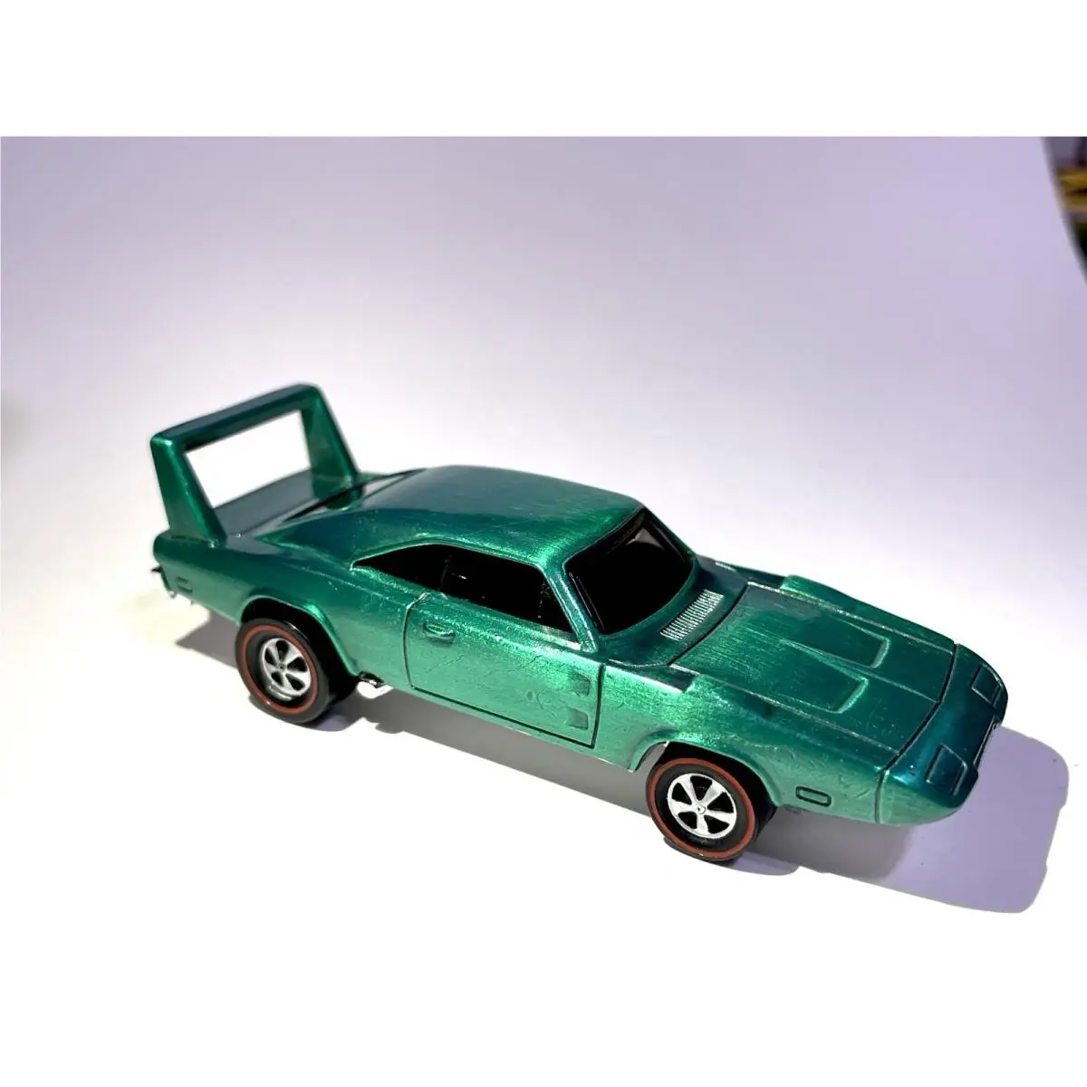Hot Wheels Redline Custom Made `70 Plymouth Superbird Spectraflame Green