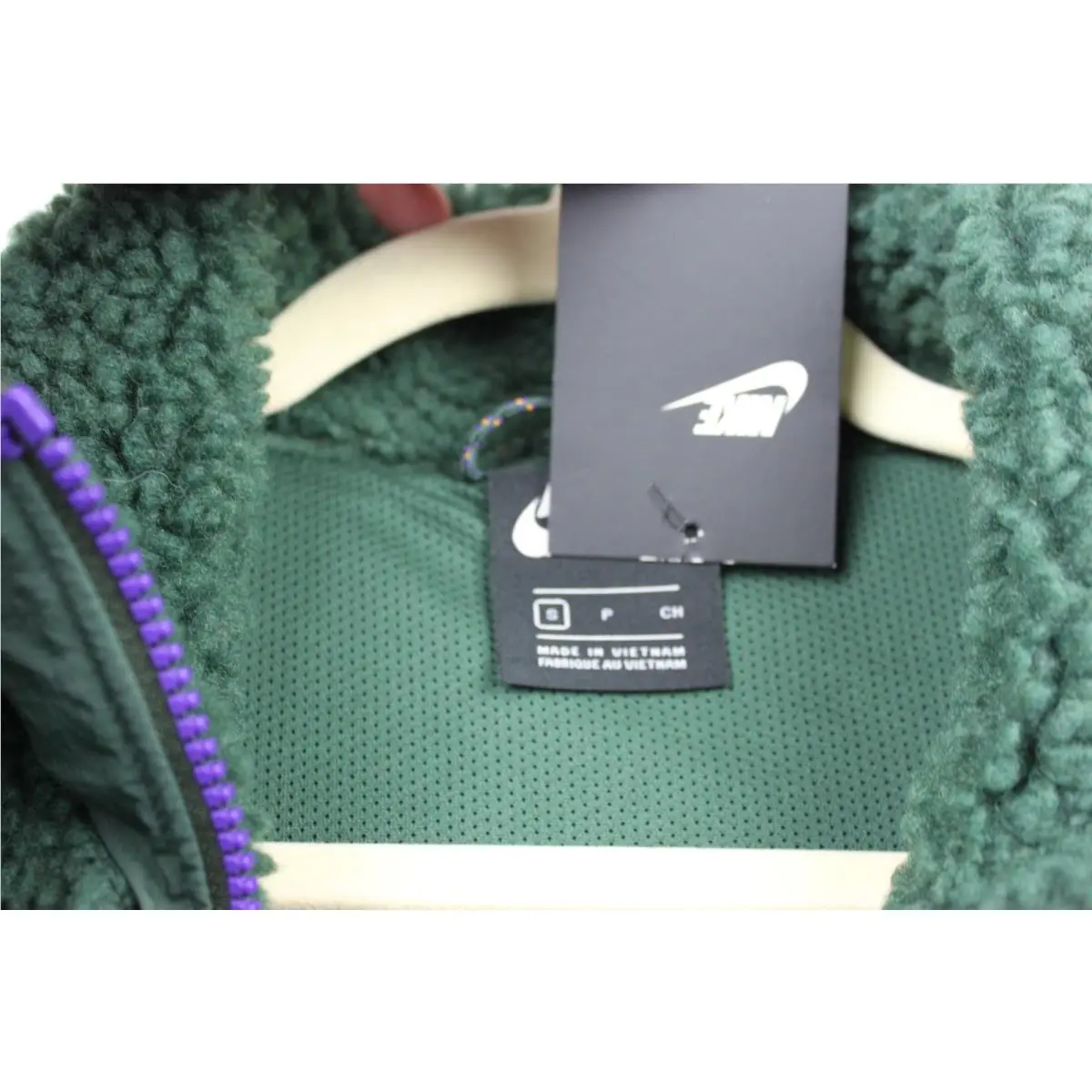 Nike clothing - Nike Sportswear CD3142-337 - Sportswear - CD3142337 - Galactic Jade/Sequoia/Kumquat (UPC: 193150875885) 3
