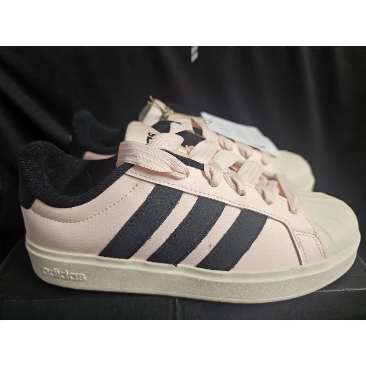 Adidas Streettalk Womens Size 6 Sneakers IH6631 - Beautiful Baby Pink