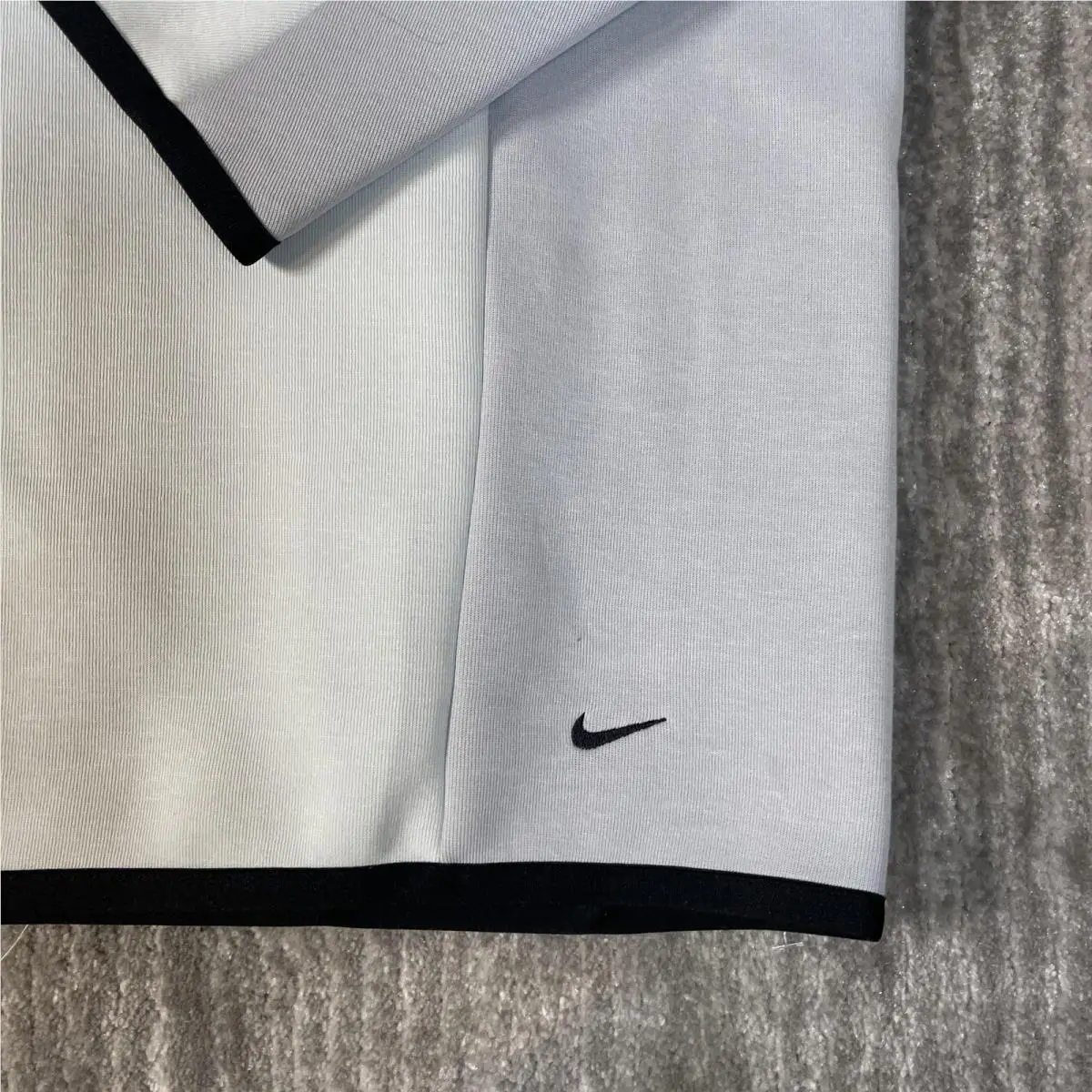 Nike clothing - Gray 8