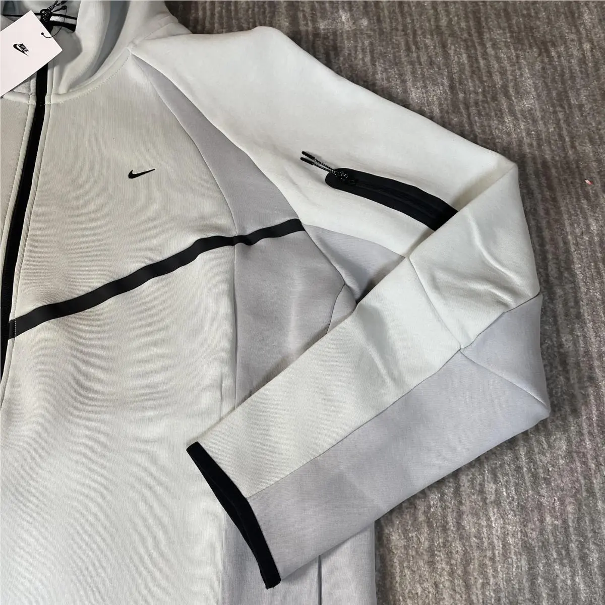 Nike clothing - Gray 1