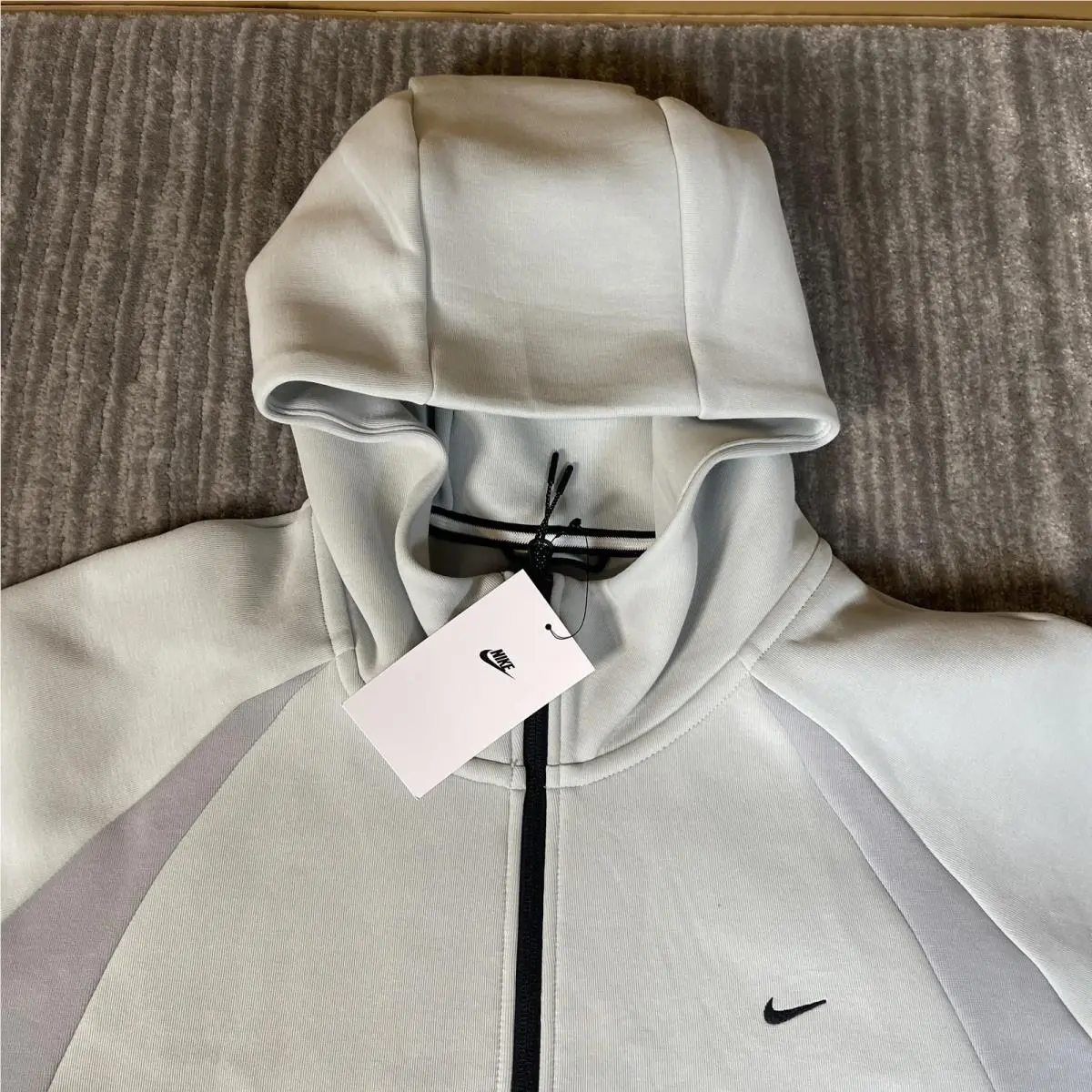 Nike clothing - Gray 3